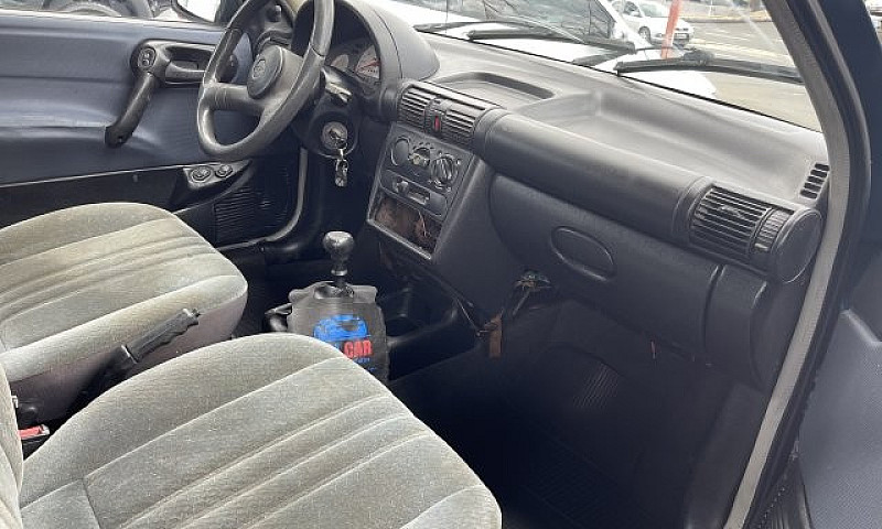Chevrolet Corsa Hatc...