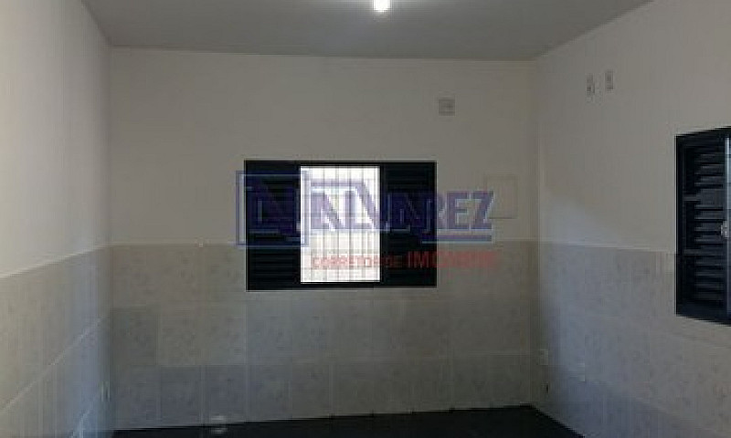 Casa Sobrado Com 2 Q...