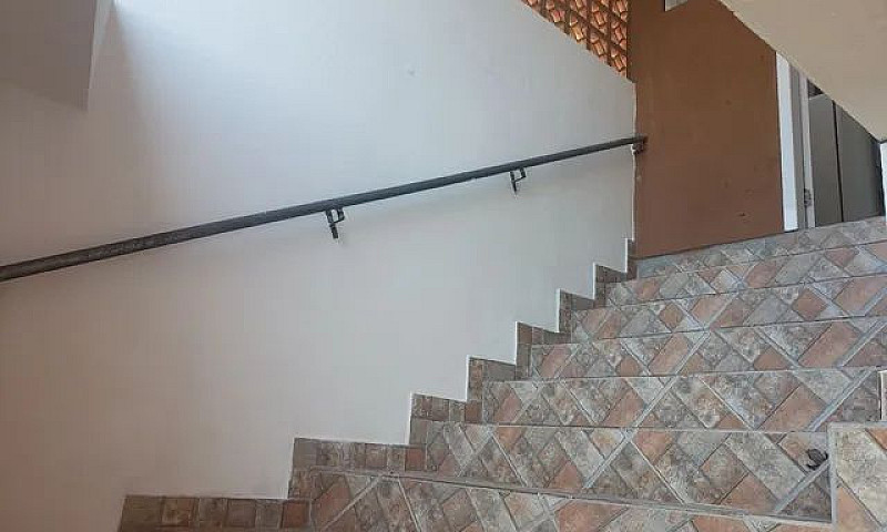 Aluga-Se Kitnet No C...