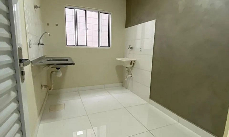 Aluga Se Kitinets  L...