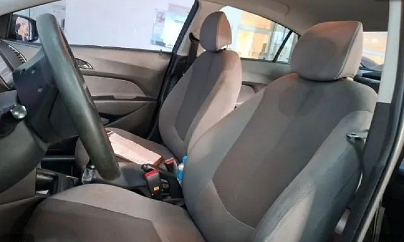 Hyundai Hb20S C.plus...