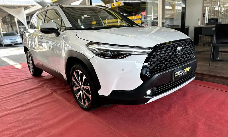 Toyota Corolla Cross...