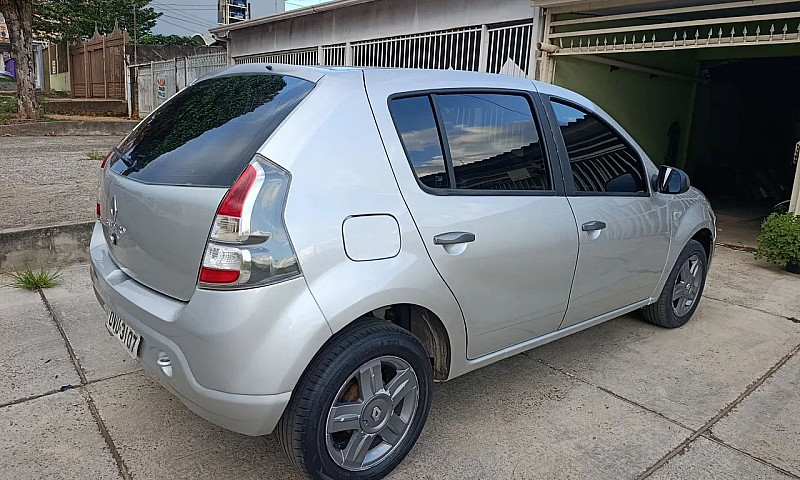 Renault Sandero Expr...