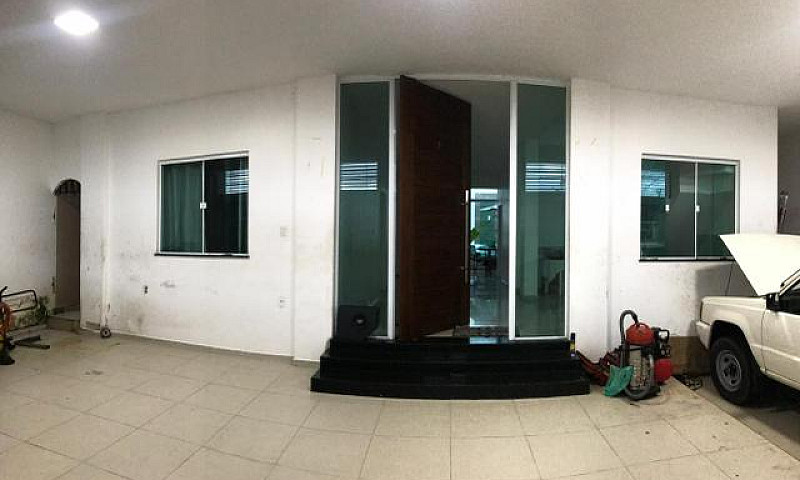 Vendo Casa Com 6 Suí...