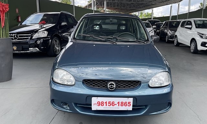 Chevrolet Corsa Hatc...