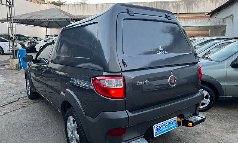 Fiat Strada Freedom ...