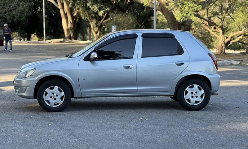 Chevrolet Celta Unic...
