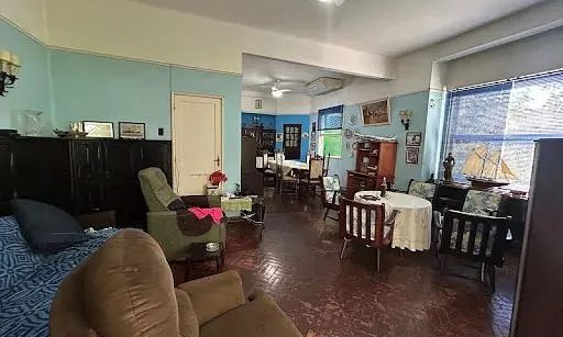 Casa Com 6 Dormitóri...