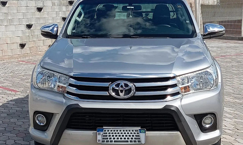 Toyota Hilux Cd Sr 4...