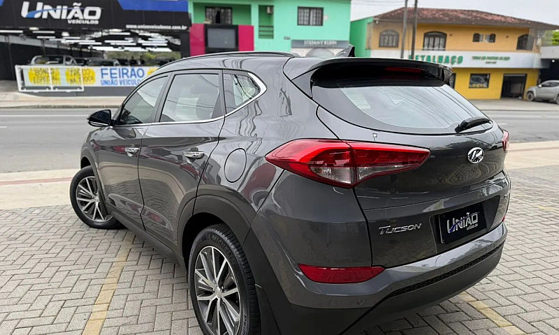 Hyundai Tucson Limit...