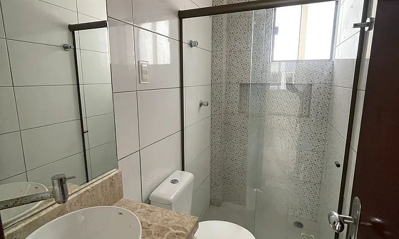 Apto Com 3 Quartos E...