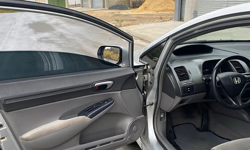 Honda Civic Sedan Lx...