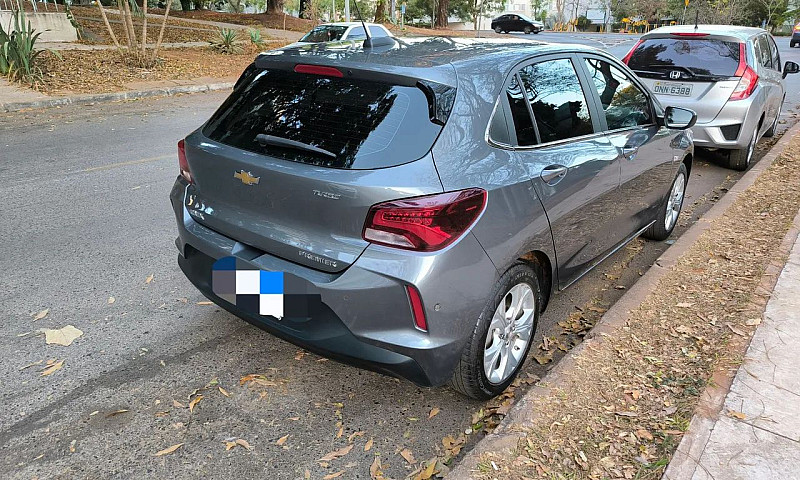 Onix Hatch Premier 2...