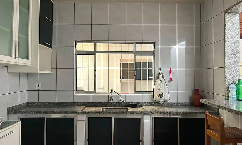 Casa Disponível Para...