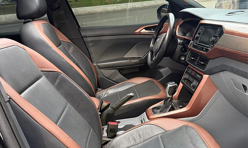 Volkswagen T-Cross C...