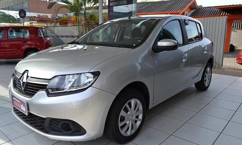 Renault  Sandero 1.6...