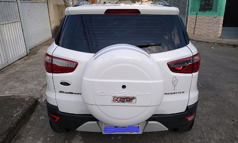 Ecosport Freestyle 1...