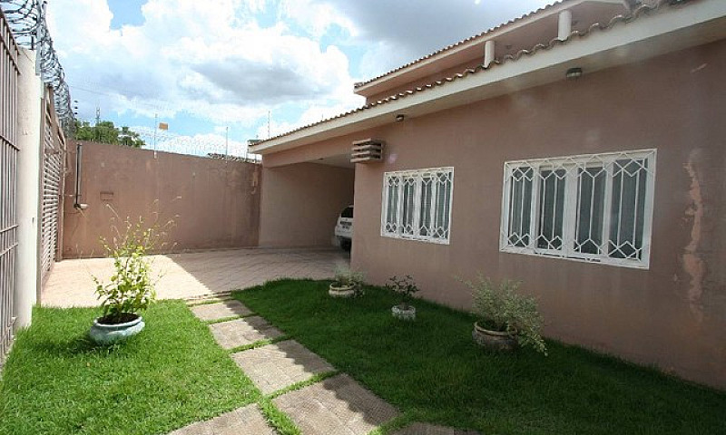 Ótima Casa...