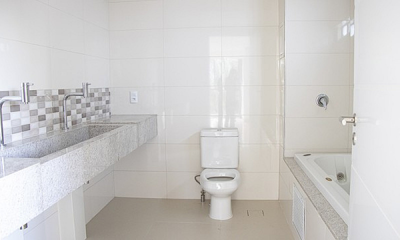 Gn- 5 Suítes Na Jaqu...