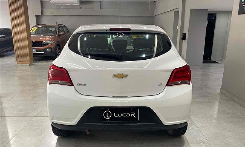 Chevrolet Onix Lt 1....