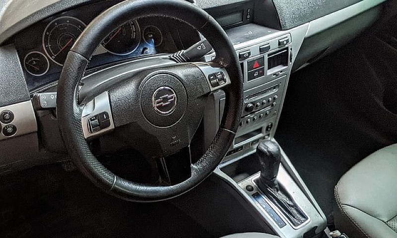 Vectra Sedan Eleganc...