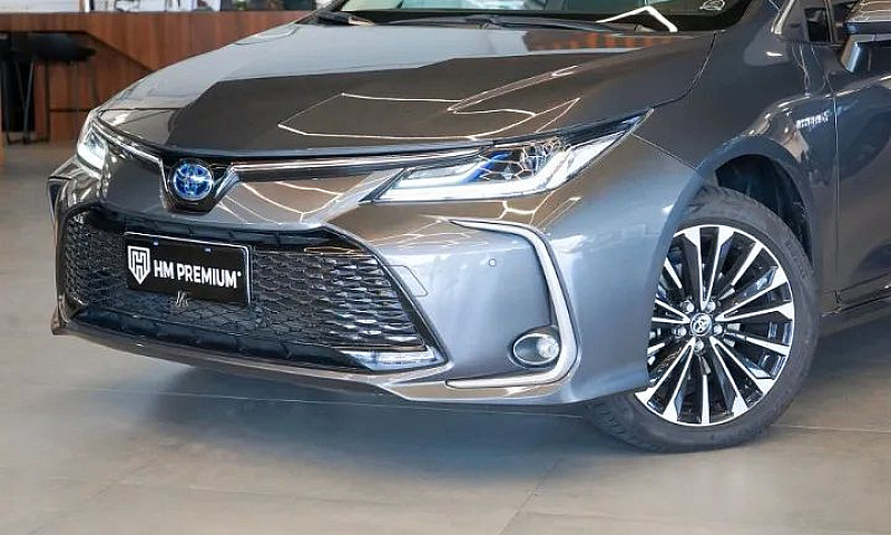 Toyota Corolla Altis...