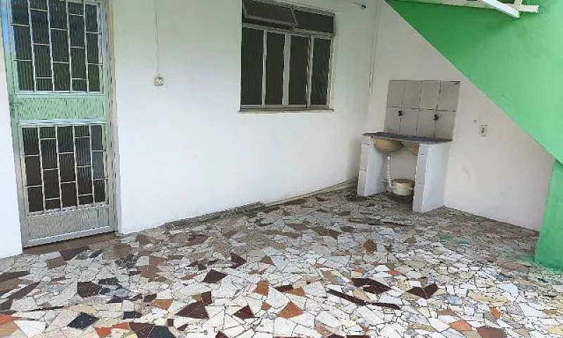 Alugo Casa Com 2 Qua...