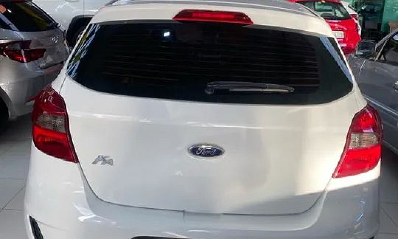 Ford Ka Hatch  2020...