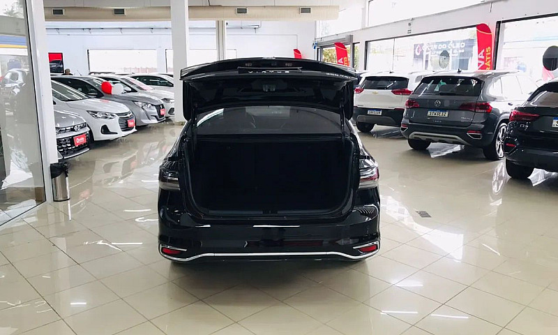 Volkswagen Virtus Co...