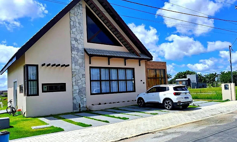 Casa Com 3 Dormitóri...