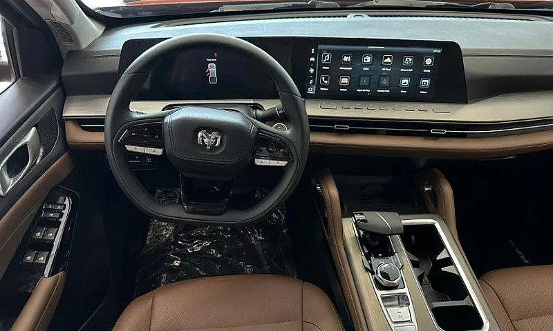 Ram Dakota Laramie 2...