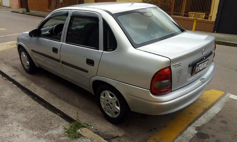 Corsa Classic 1.6 Li...