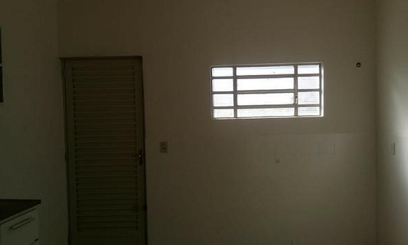 Casa Para Locação Em...