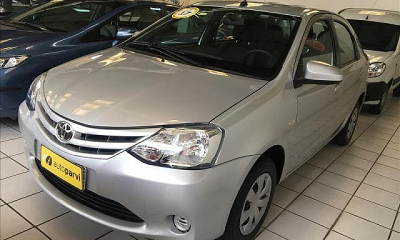 Toyota Etios 1.5 Xs ...