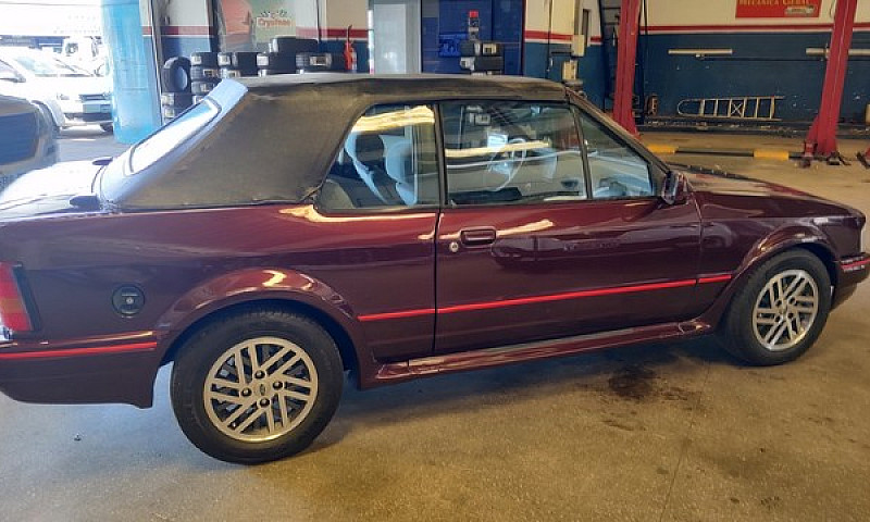 Escort Xr3 Conversív...