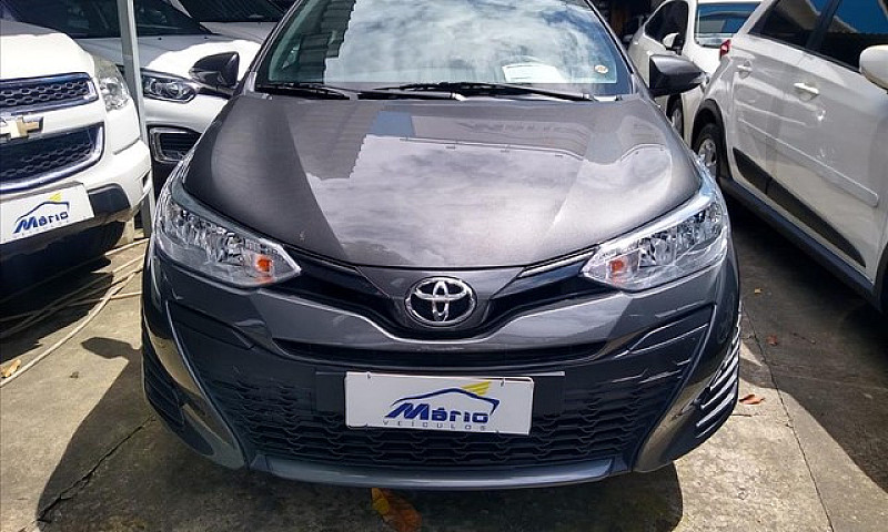 Toyota Yaris 1.5 16V...