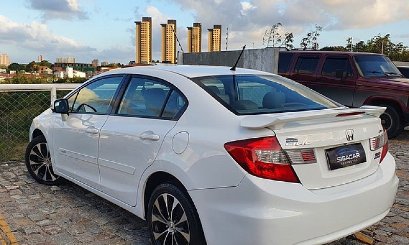 Honda Civic Lxr 2015...