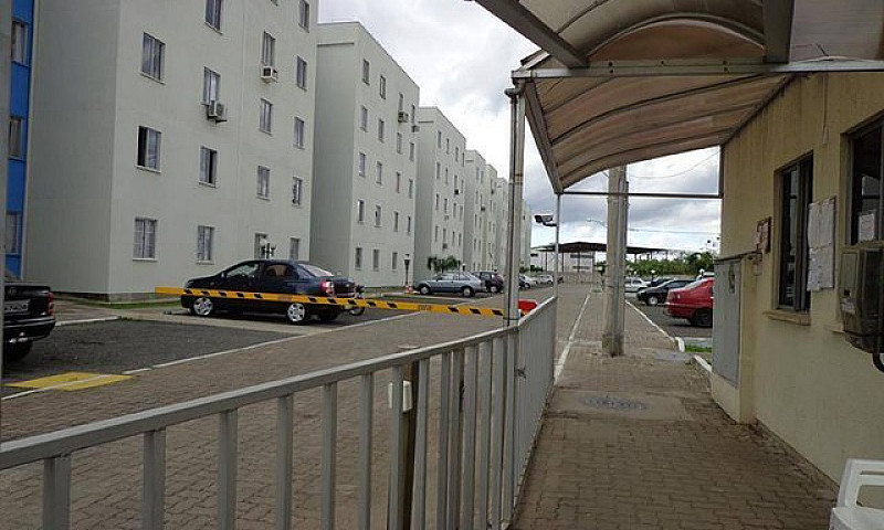 Apartamento 02 Dormi...