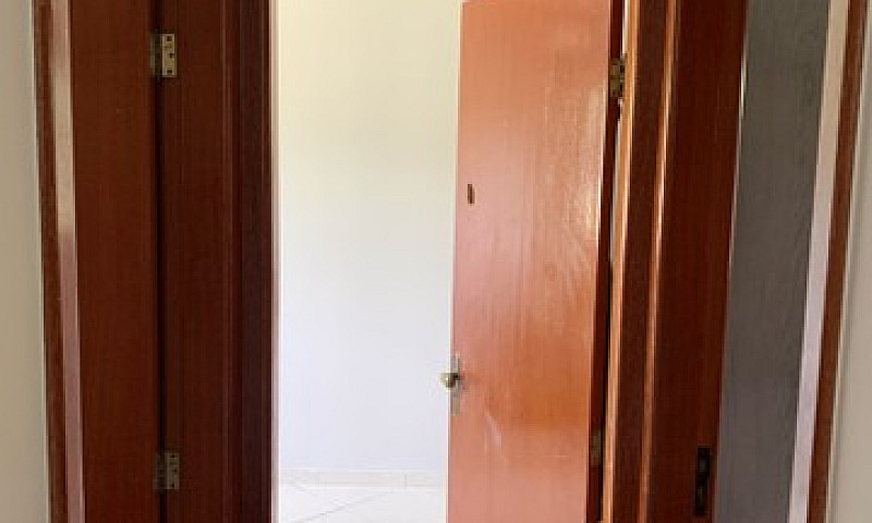 Aluguel De Quarto...