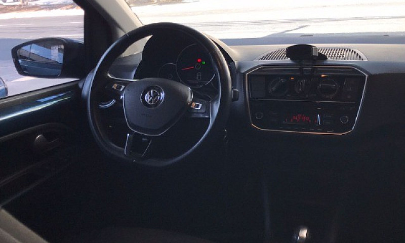 Volkswagen Up Move...
