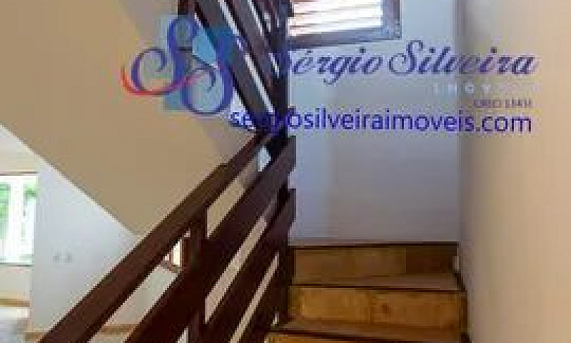 Casa Ampla Com 4 Suí...