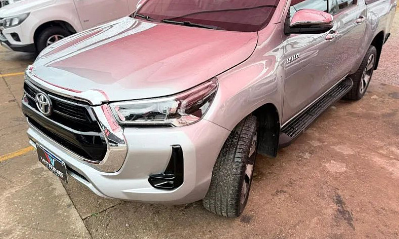 Toyota Hilux Cd 4X4 ...