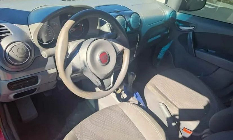 Fiat Palio Attractiv...