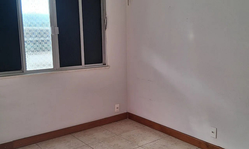 Alugo Apto De 2 Quar...