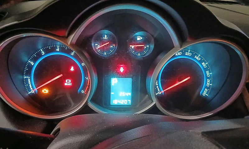 Chevrolet Cruze Lt 1...