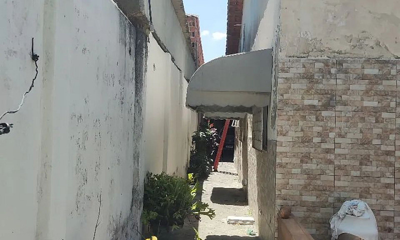 Vendo Casa Muito Boa...