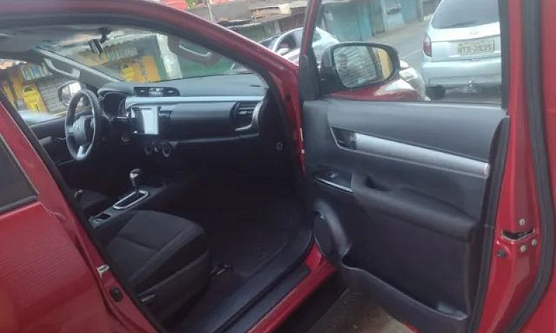 Toyota Hilux Cd Sr 4...