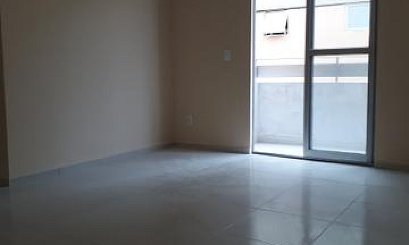Apartamento Novo Pró...