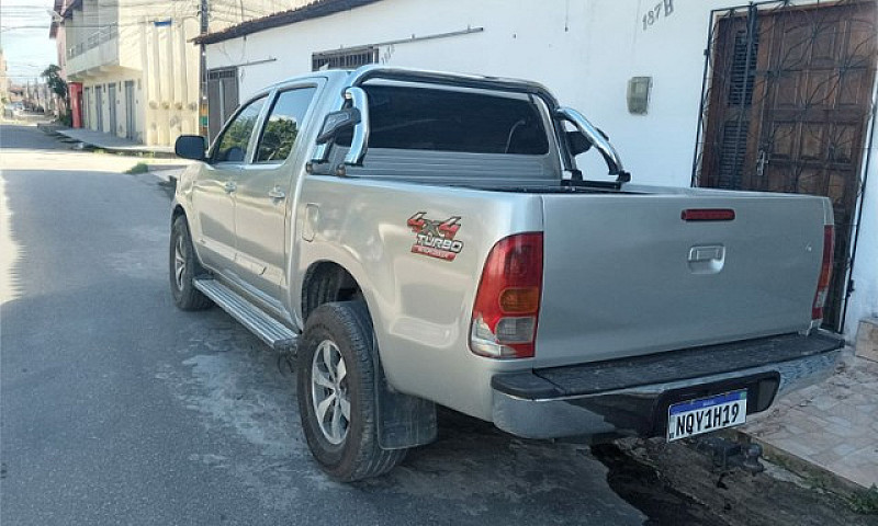 Hilux 4X4 Diesel 200...