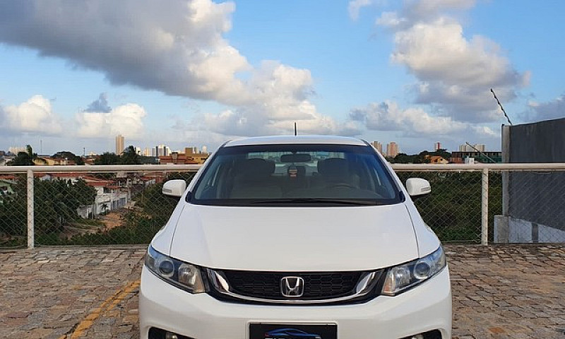 Honda Civic Lxr 2015...